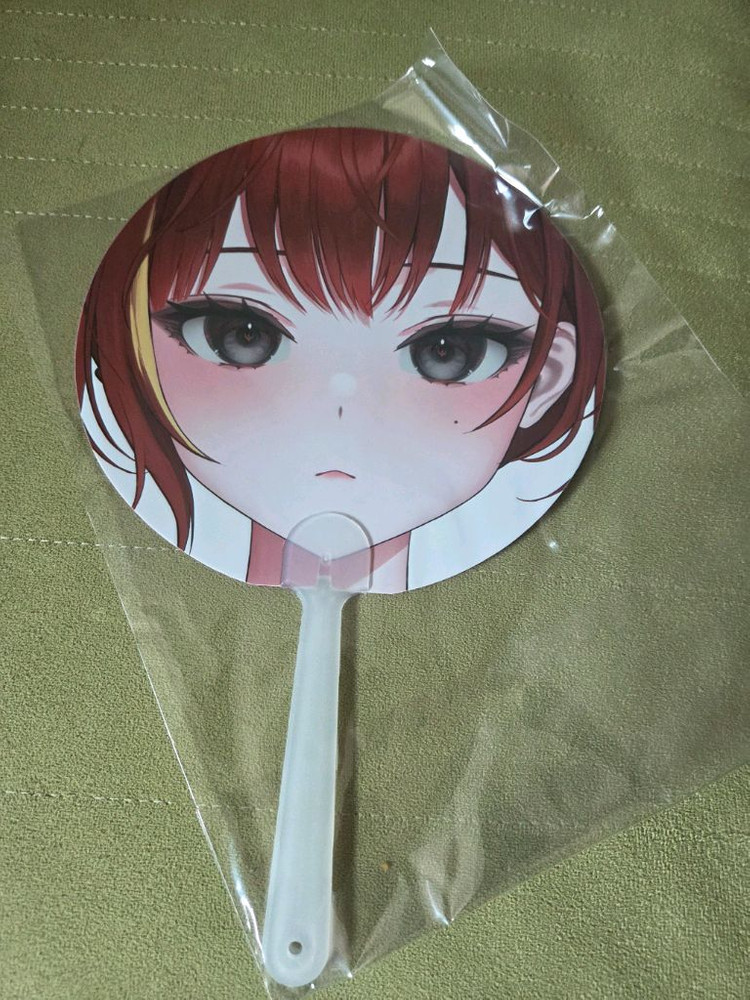 스텔라이브 봄빛데이트 향수, 보틀, 장패드, 부채 이미지