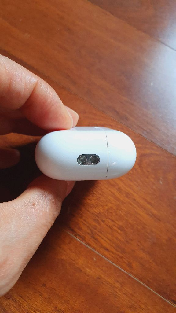 에어팟프로2세대 라이트닝 본체, A2700--5