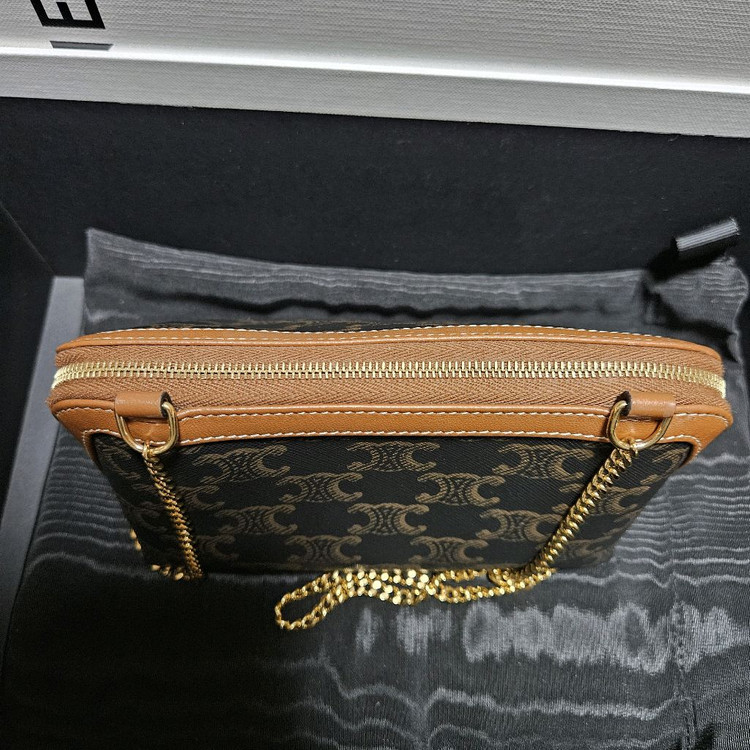 셀린느 트리옹프 체인 클러치--5