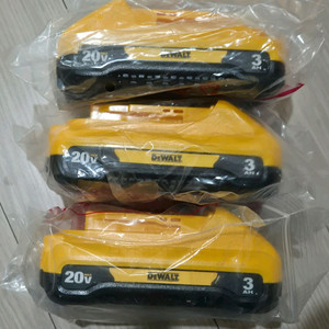 디월트 DCB 187 배터리