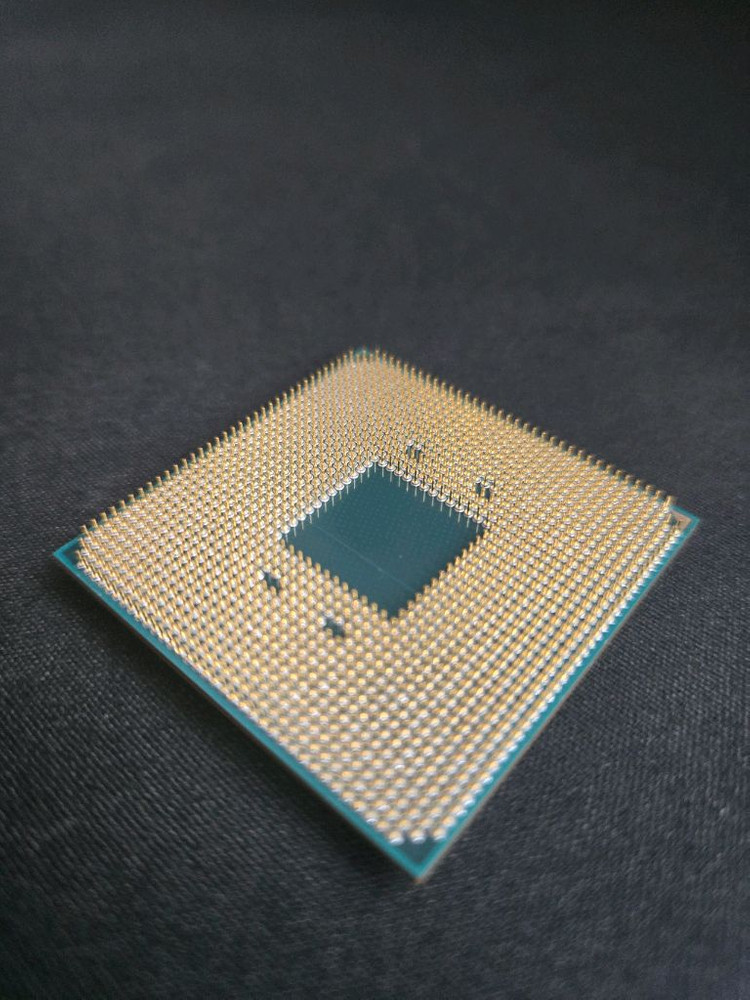 라이젠 5900x 판매합니다 핀 휨 없고 상태 좋습니다--4