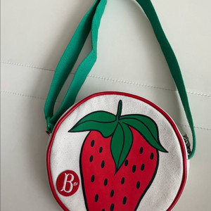 베베드피노 딸기 크로스백