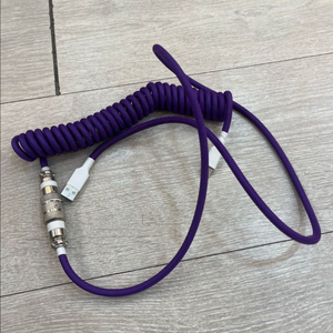 기계식 키보드 코일 케이블 퍼플 앤 화이트