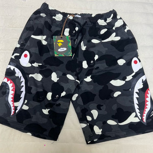 베이프 반바지 새상품