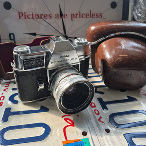 빈티지 Kodak Retina Reflex III 카메라와 명품 슈나이더 50mm렌즈