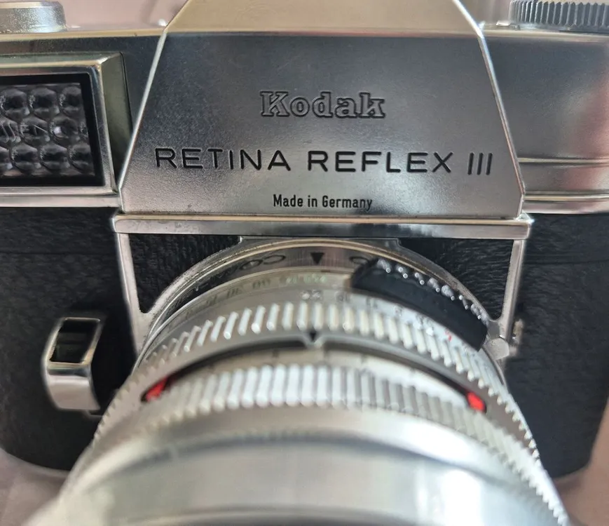 빈티지 Kodak Retina Reflex III 카메라와 명품 슈나이더 50mm렌즈 이미지