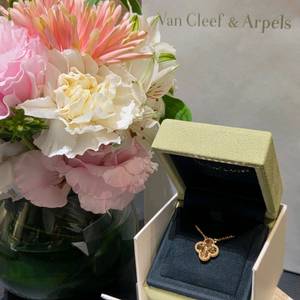 반클리프 기요세 이미지