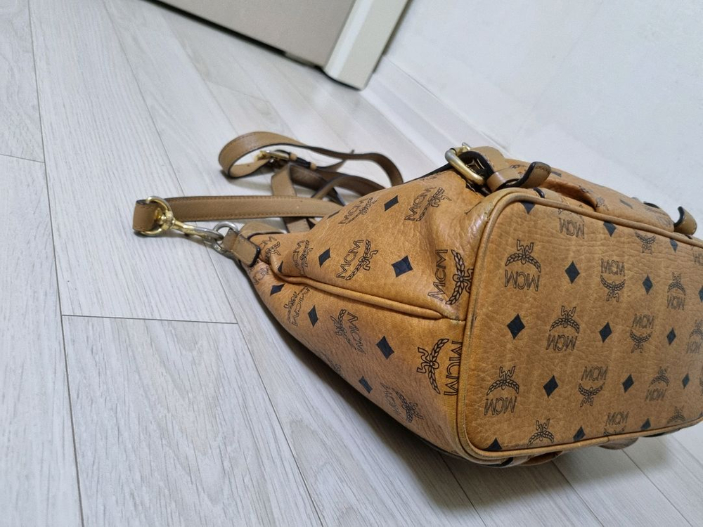 (5번)정품mcm빈티지숄더백 택포49,000원--5