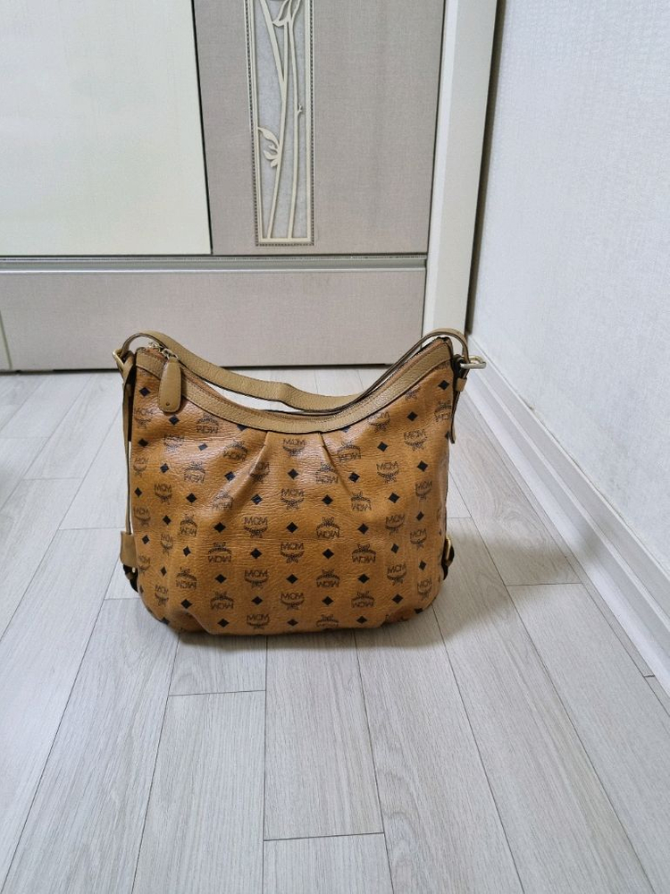 (6번)정품mcm호보백 택포49,000원--1