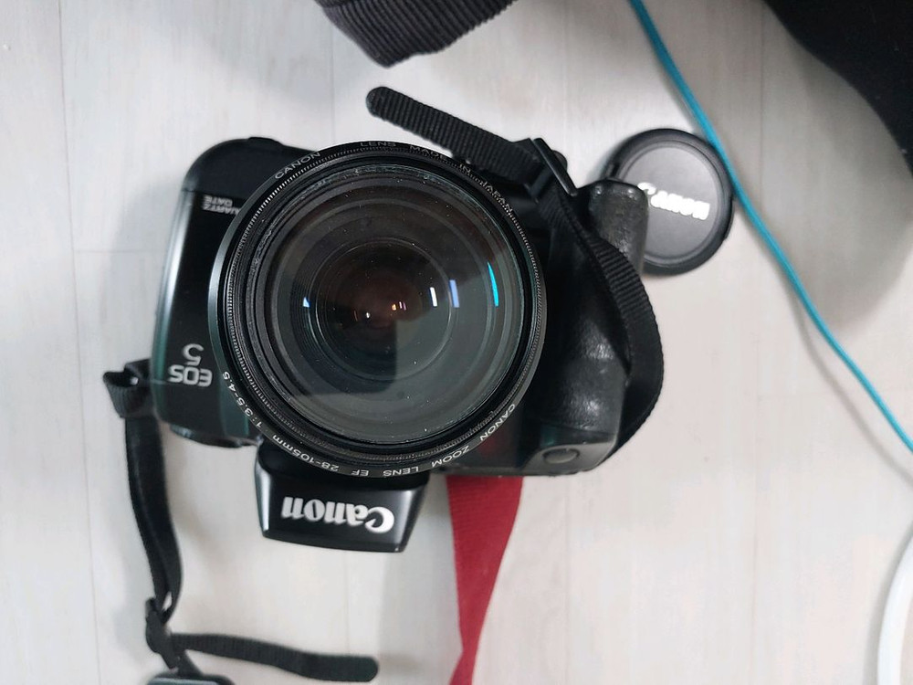 DSLR 카메라 + 28-105mm 렌즈 세트 이미지