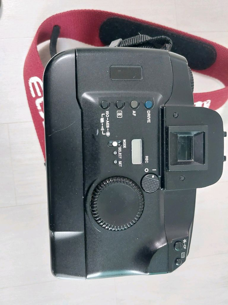 DSLR 카메라 + 28-105mm 렌즈 세트 이미지