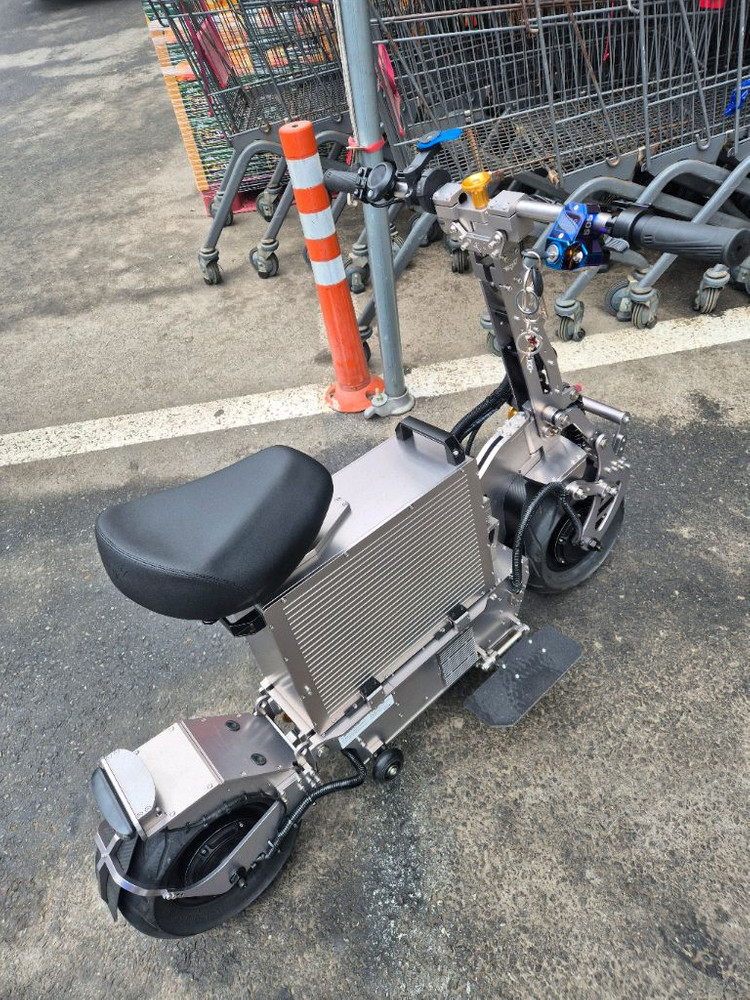 위페드 슈퍼콤포 60a 새제품급 대리운전 대리기사용 전동 킥보드--1