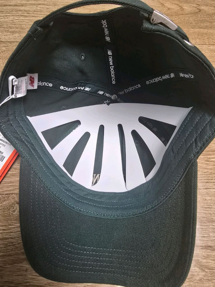 뉴발란스 헤리티지 볼캡 그린 새제품 팝니다--1