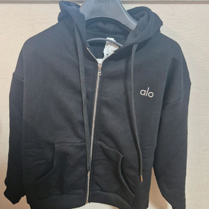 Alo 알로 아콜레이드 후드집업 S 블랙 새상품