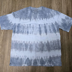 시리즈 피그먼트 반팔티 105 새제품 팝니다