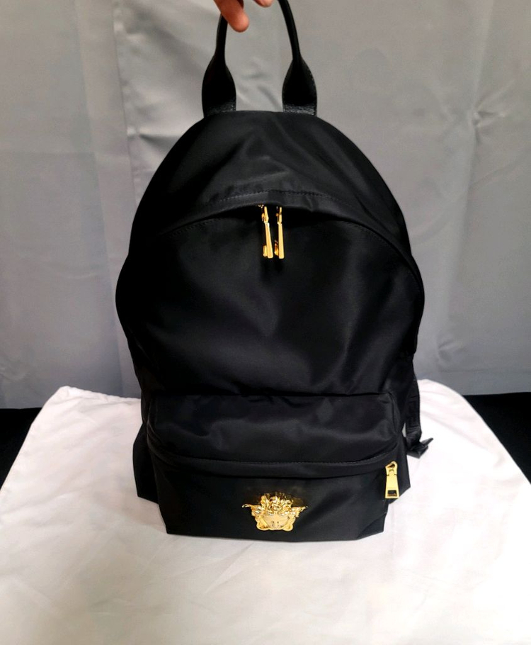베르사체 가방,백팩(생로랑디올펜디샤넬프라다셀린느버버리고야드루이비통에르메스)--0