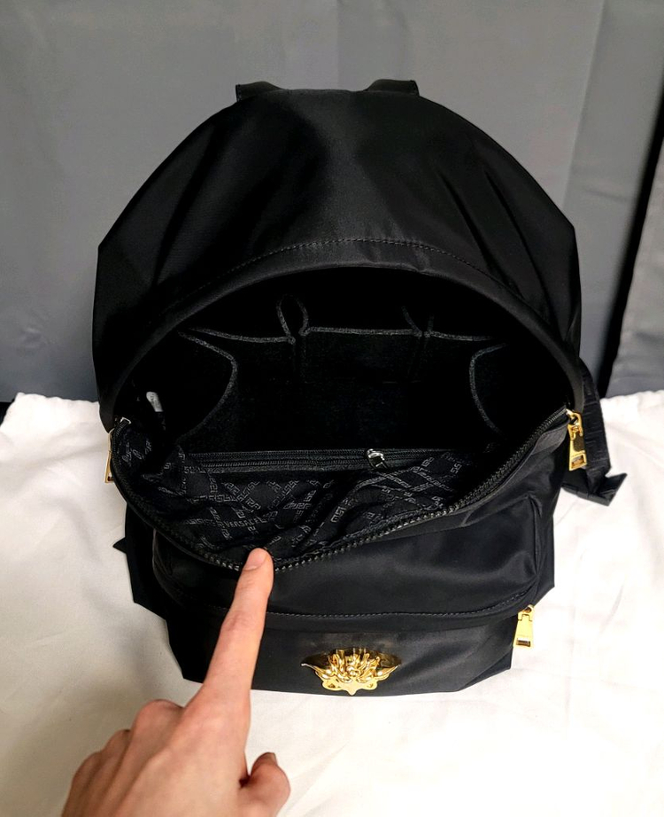 베르사체 가방,백팩(생로랑디올펜디샤넬프라다셀린느버버리고야드루이비통에르메스)--7