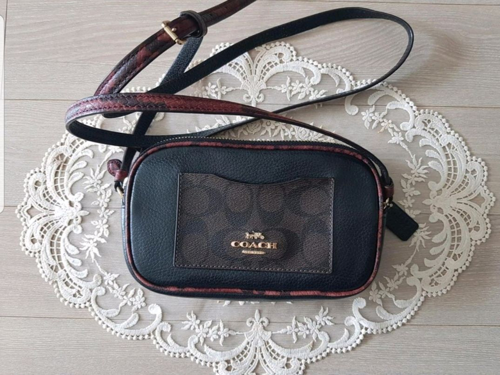 코치 파이톤배색 더블집 크로스백--0