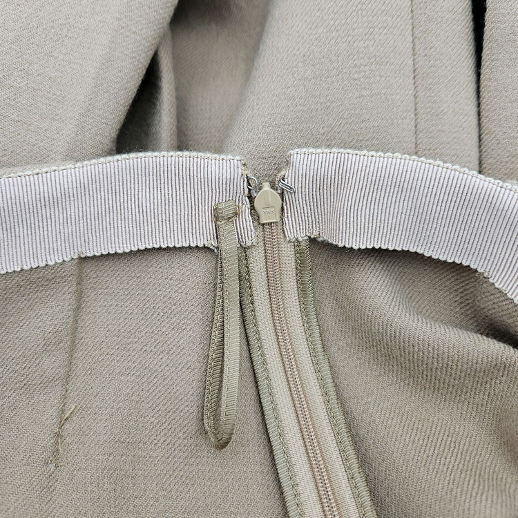 [중고명품셀렉트]프라다 베이지 코튼 미디 스커트--6