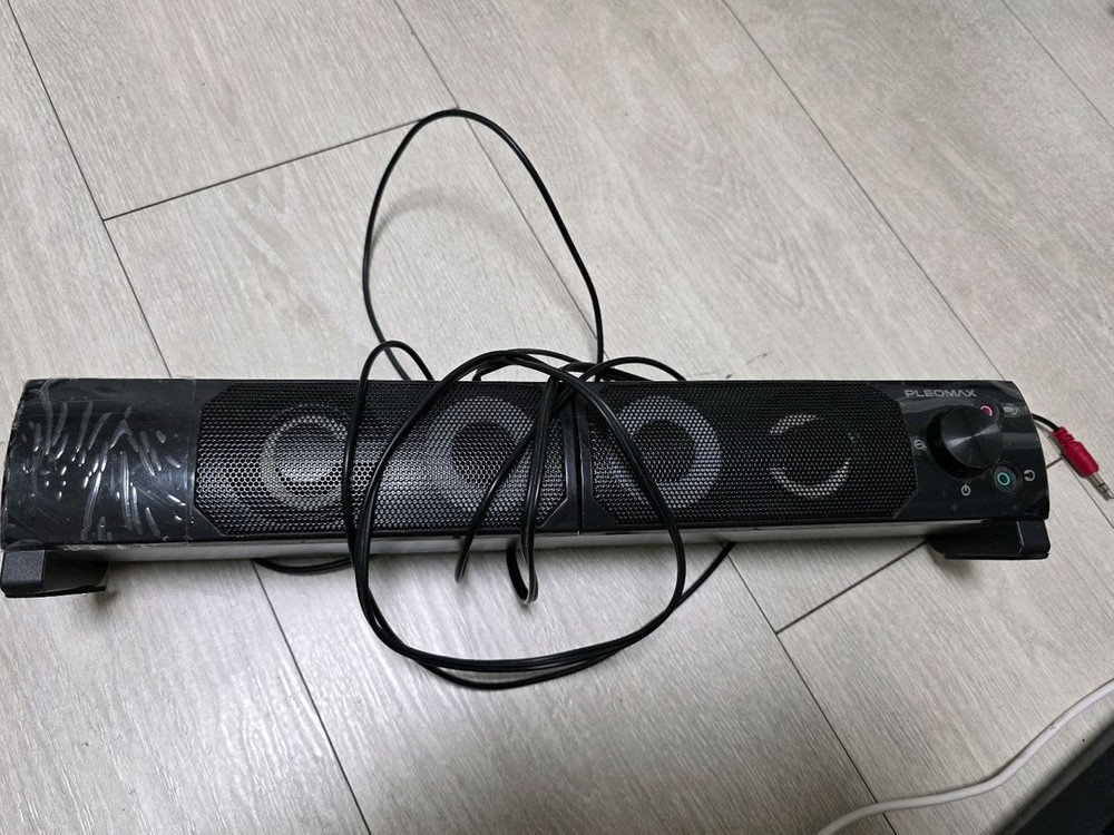 기계식키보드, 로지텍 게이밍 마우스, 스피커, 마이크 일괄 판매합니다.--5