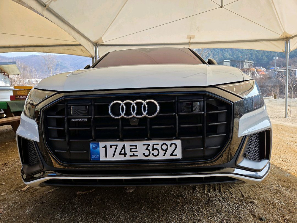 아우디Q8 50TDI 콰트로 프리미엄 이미지