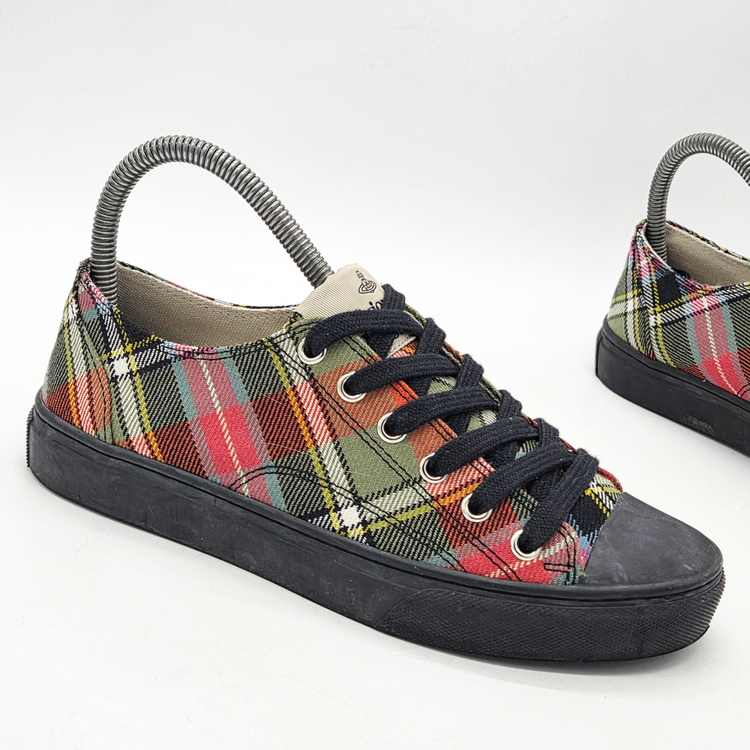 비비안 웨스트우드 우먼스 플림솔 로우탑 스니커즈 멀티 체크 (37)--4