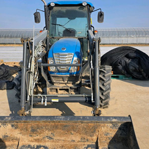 ls 트랙터68마력(XU6168NCL) 이미지