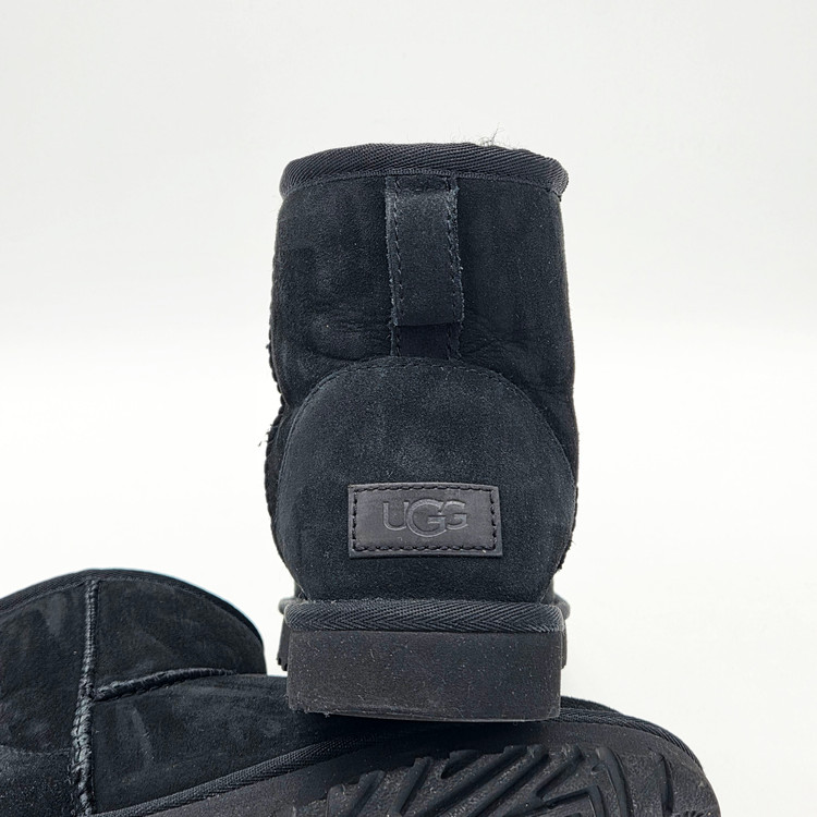 어그 우먼스 클래식 미니 II 블랙 (240)--1