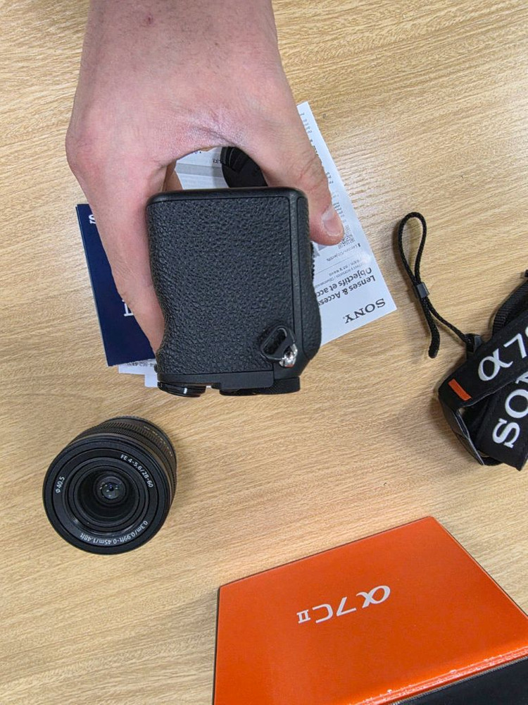 소니a7c2 블랙,28-60신번들 상태좋은바디렌즈팔아요--4