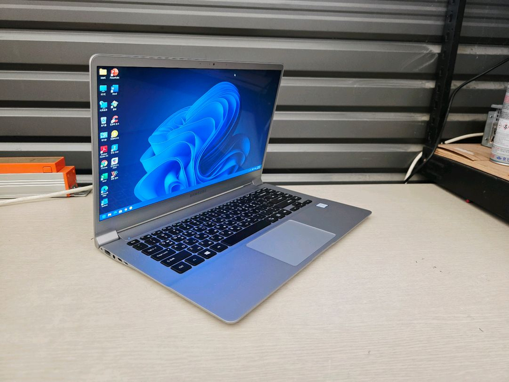 삼성 노트북 NT901X5J i5 8GB 256GB--9
