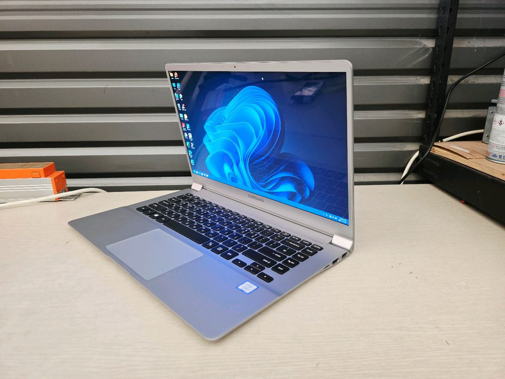 삼성 노트북 NT901X5J i5 8GB 256GB--1