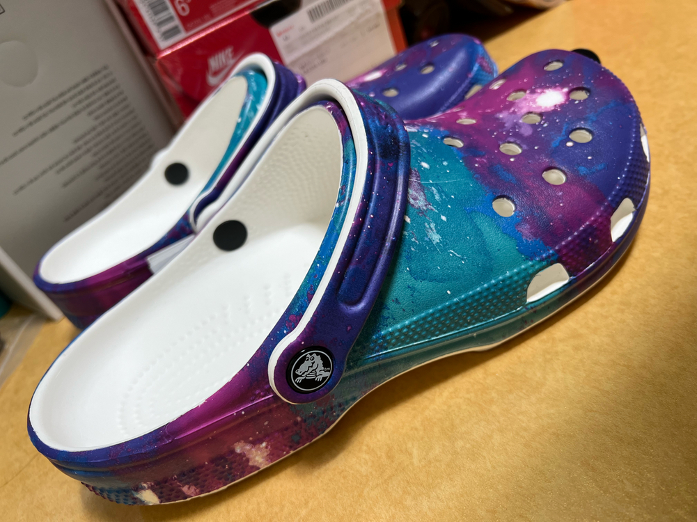 크록스 클래식 아웃 오브 디스 월드 클로그 m9/w11(270)--1