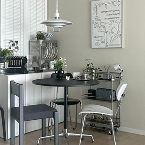 오늘의집 페이브 볼드 식탁의자