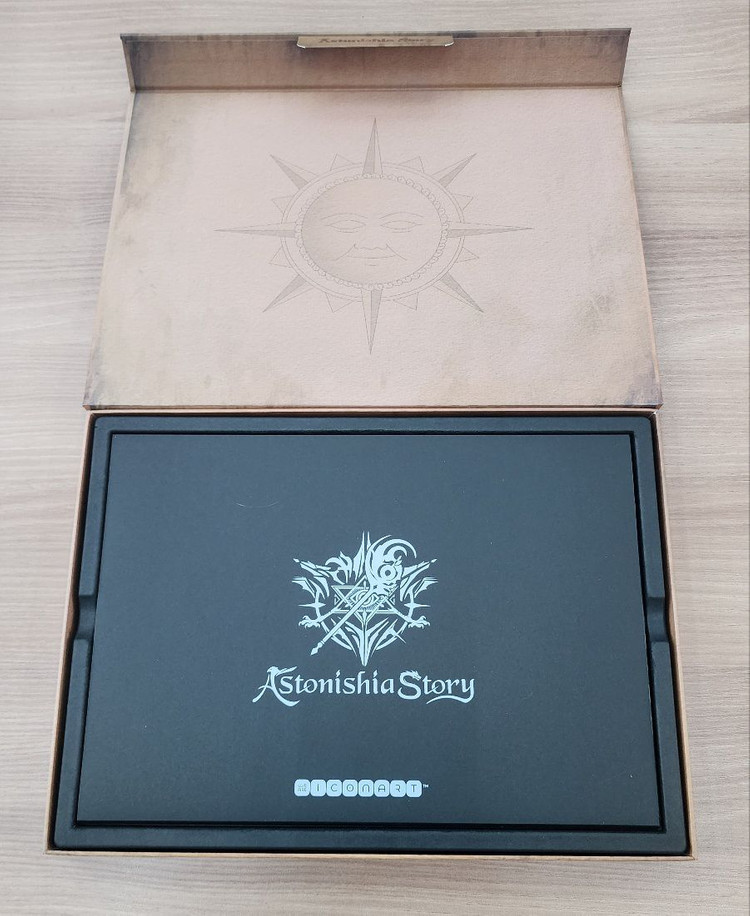 어스토니시아 한정판 (일부누락+게임없음)--2