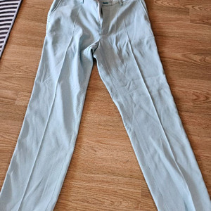 타이틀리스트 하늘색바지