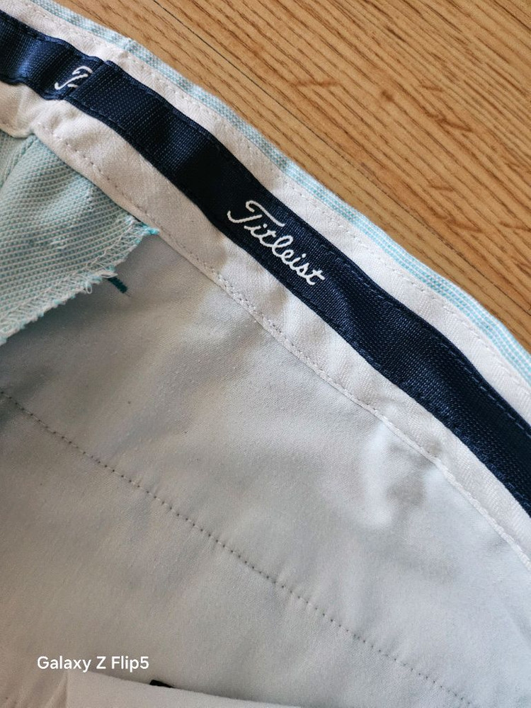 타이틀리스트 하늘색바지--1