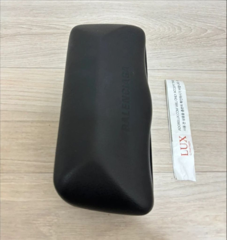 발렌시아가 선글라스 지드래곤 gd 선글라스 팝니다!!--3