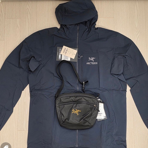 아크테릭스 스쿼미시 후디 블랙 사파이어 XL