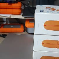 LaCie Rugged 1TB Thunderbolt + Apple Thunderbolt 3 to 2