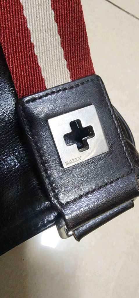 BALLY 브라운레더 크로스백/ 보테가베네타 반지갑--4