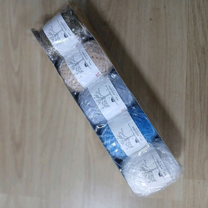 하마나카 에코안다리아 뜨개실 미개봉 무료배송 코바늘 프라하 라피아