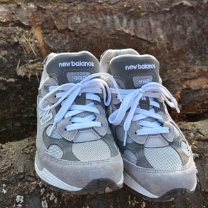 뉴발란스 992 그레이 245 교환도 가능
