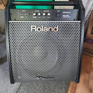 드럼 Roland PM-200 엠프 팝니다.(전자드럼,드럼모니터)