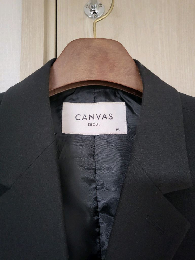 캔버스 서울 블랙 블레이저 M 사이즈 새상품급--1