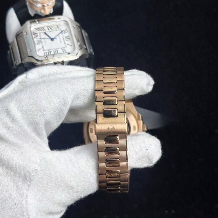 파텍필립 노틸러스 5711 이미지