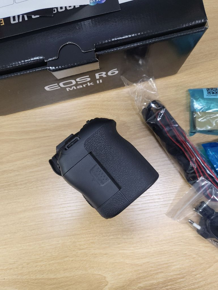 캐논r6m2 7천컷대 민트급바디판매해요 풀박스구성--4