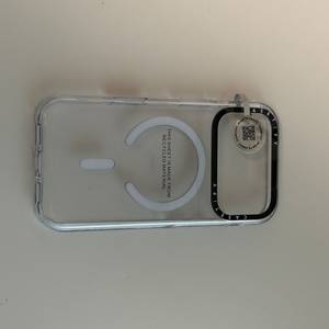 [새제품] 케이스티파이 아이폰17프로 맥세이프 임팩트 클리어 케이스 판매