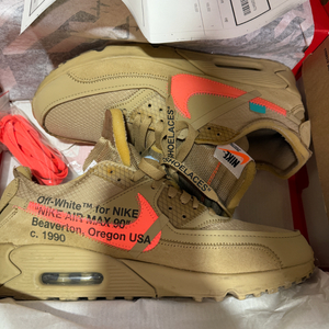 나이키 에어맥스 90 오프화이트 데저트 오어 280mm