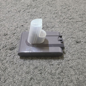 다이슨 V6 무선청소기 호환용 대용량 배터리 (새상품)(4800mah) 이미지
