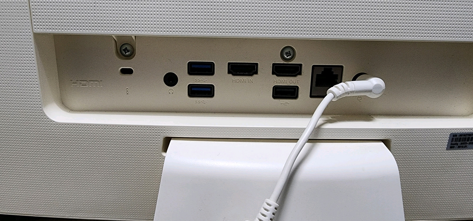 LG 24V570 24인치 일체형 PC i3 7세대 ddr4 4g ssd 128--8